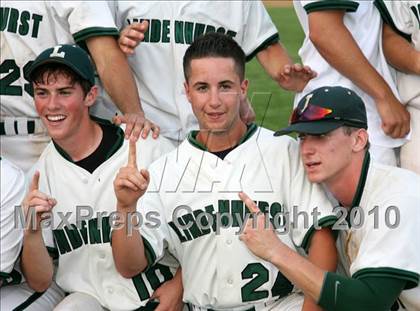 Thumbnail 2 in Lindenhurst vs. Guilderland (NYSPHSAA Class AA Final) photogallery.