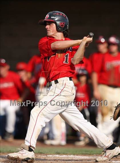 Thumbnail 2 in Lindenhurst vs. Guilderland (NYSPHSAA Class AA Final) photogallery.