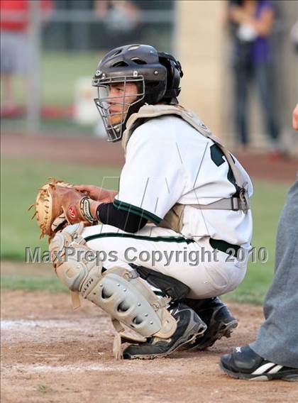 Thumbnail 2 in Lindenhurst vs. Guilderland (NYSPHSAA Class AA Final) photogallery.