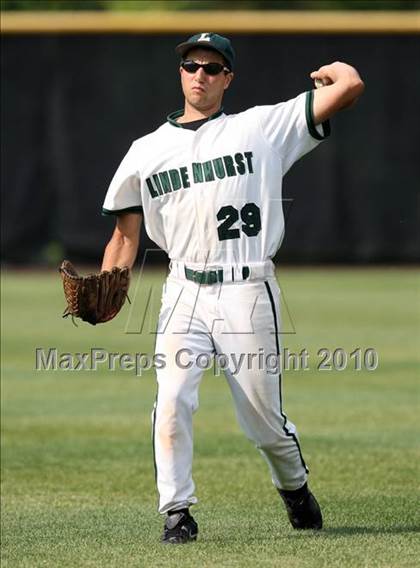 Thumbnail 2 in Lindenhurst vs. Guilderland (NYSPHSAA Class AA Final) photogallery.