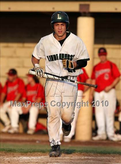 Thumbnail 3 in Lindenhurst vs. Guilderland (NYSPHSAA Class AA Final) photogallery.