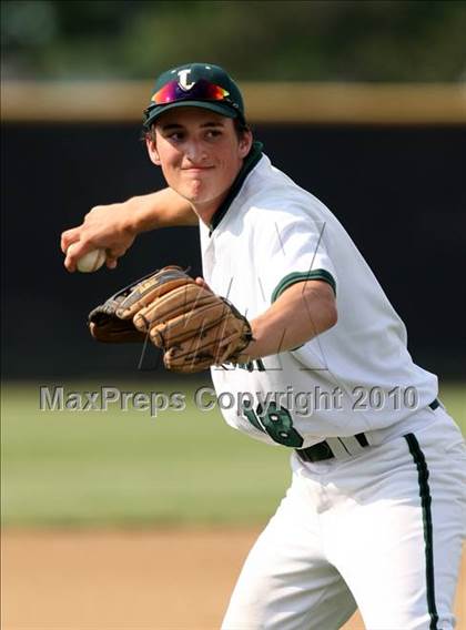 Thumbnail 3 in Lindenhurst vs. Guilderland (NYSPHSAA Class AA Final) photogallery.