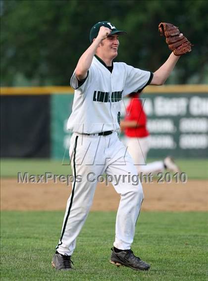 Thumbnail 1 in Lindenhurst vs. Guilderland (NYSPHSAA Class AA Final) photogallery.