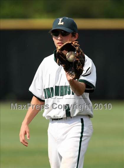 Thumbnail 2 in Lindenhurst vs. Guilderland (NYSPHSAA Class AA Final) photogallery.