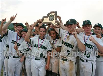 Thumbnail 2 in Lindenhurst vs. Guilderland (NYSPHSAA Class AA Final) photogallery.