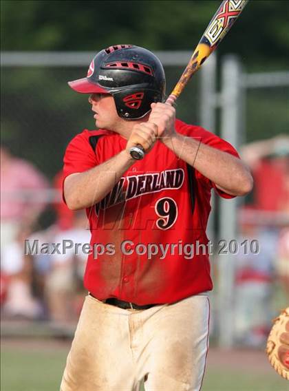Thumbnail 3 in Lindenhurst vs. Guilderland (NYSPHSAA Class AA Final) photogallery.