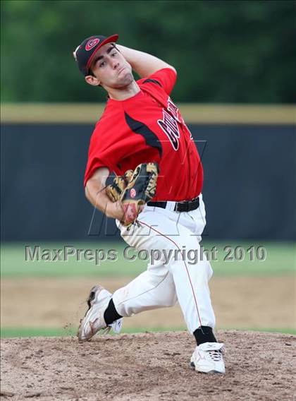 Thumbnail 2 in Lindenhurst vs. Guilderland (NYSPHSAA Class AA Final) photogallery.