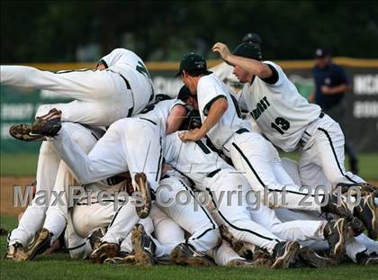 Thumbnail 1 in Lindenhurst vs. Guilderland (NYSPHSAA Class AA Final) photogallery.