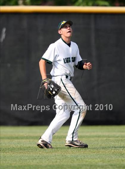 Thumbnail 3 in Lindenhurst vs. Guilderland (NYSPHSAA Class AA Final) photogallery.