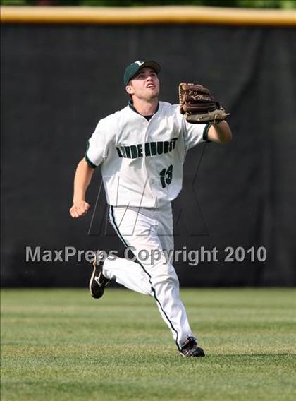 Thumbnail 3 in Lindenhurst vs. Guilderland (NYSPHSAA Class AA Final) photogallery.