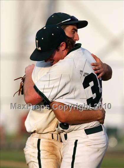 Thumbnail 3 in Lindenhurst vs. Guilderland (NYSPHSAA Class AA Final) photogallery.
