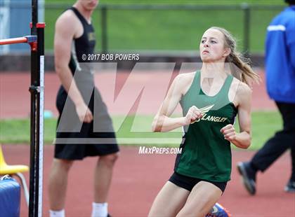 Thumbnail 1 in VHSL Region 6A North Championships (Girls Field Events) photogallery.