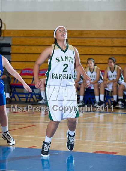 Thumbnail 2 in Santa Barbara vs. Nordhoff (Gold Coast Tournament) photogallery.