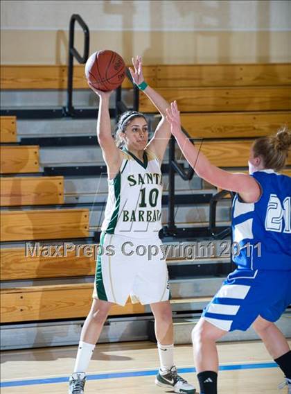 Thumbnail 3 in Santa Barbara vs. Nordhoff (Gold Coast Tournament) photogallery.