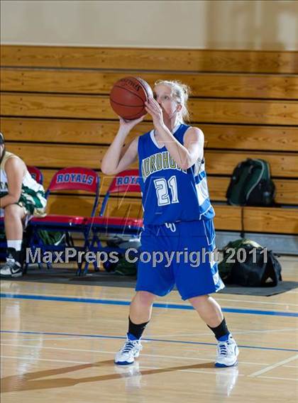 Thumbnail 3 in Santa Barbara vs. Nordhoff (Gold Coast Tournament) photogallery.