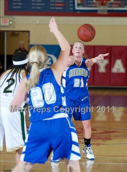 Thumbnail 1 in Santa Barbara vs. Nordhoff (Gold Coast Tournament) photogallery.