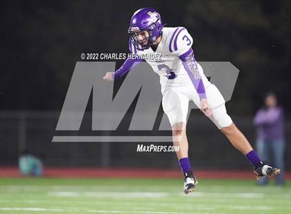 Thumbnail 1 in Lovelady vs Mart (UIL 2A Division II Quarterfinal) photogallery.