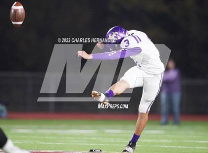 Thumbnail 2 in Lovelady vs Mart (UIL 2A Division II Quarterfinal) photogallery.