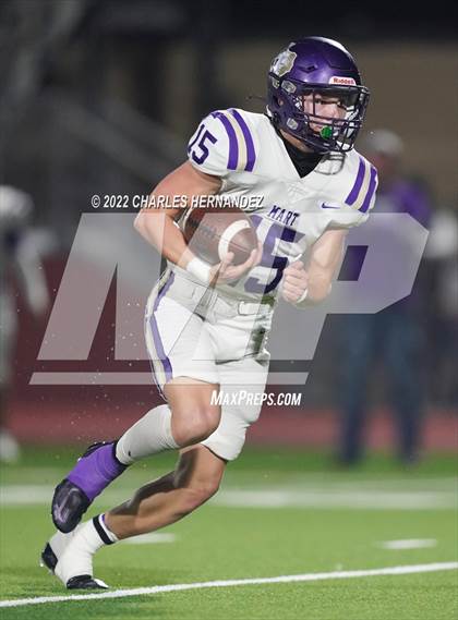 Thumbnail 2 in Lovelady vs Mart (UIL 2A Division II Quarterfinal) photogallery.