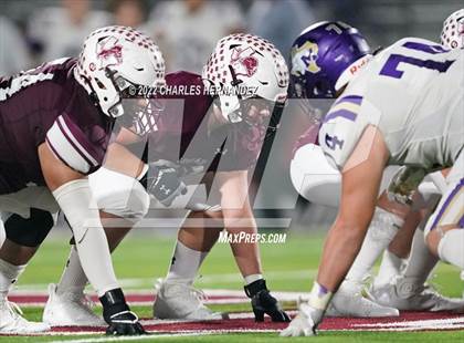 Thumbnail 2 in Lovelady vs Mart (UIL 2A Division II Quarterfinal) photogallery.