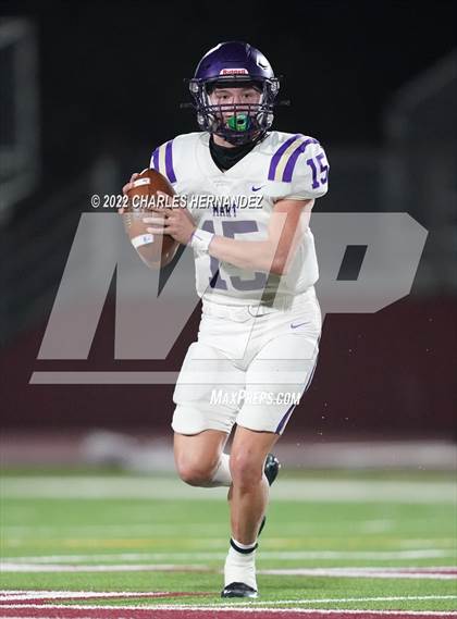 Thumbnail 2 in Lovelady vs Mart (UIL 2A Division II Quarterfinal) photogallery.