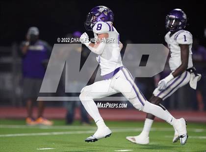 Thumbnail 2 in Lovelady vs Mart (UIL 2A Division II Quarterfinal) photogallery.