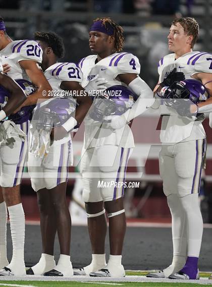 Thumbnail 2 in Lovelady vs Mart (UIL 2A Division II Quarterfinal) photogallery.