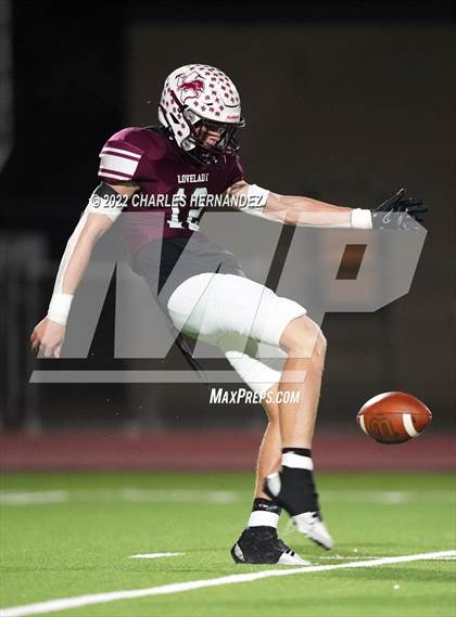 Thumbnail 3 in Lovelady vs Mart (UIL 2A Division II Quarterfinal) photogallery.