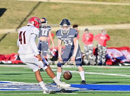 Thumbnail 2 in Cedar Hill vs. Tomball Memorial (UIL 6A Division 2 Regional Playoff) photogallery.