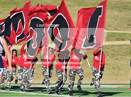 Thumbnail 1 in Cedar Hill vs. Tomball Memorial (UIL 6A Division 2 Regional Playoff) photogallery.