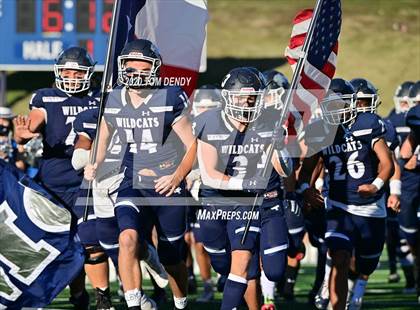 Thumbnail 3 in Cedar Hill vs. Tomball Memorial (UIL 6A Division 2 Regional Playoff) photogallery.