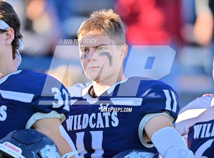 Thumbnail 2 in Cedar Hill vs. Tomball Memorial (UIL 6A Division 2 Regional Playoff) photogallery.