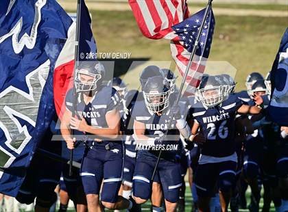Thumbnail 2 in Cedar Hill vs. Tomball Memorial (UIL 6A Division 2 Regional Playoff) photogallery.