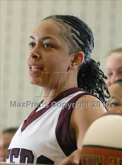 Thumbnail 1 in Kingston vs. Minisink Valley (Section 9 Class AA Final) photogallery.