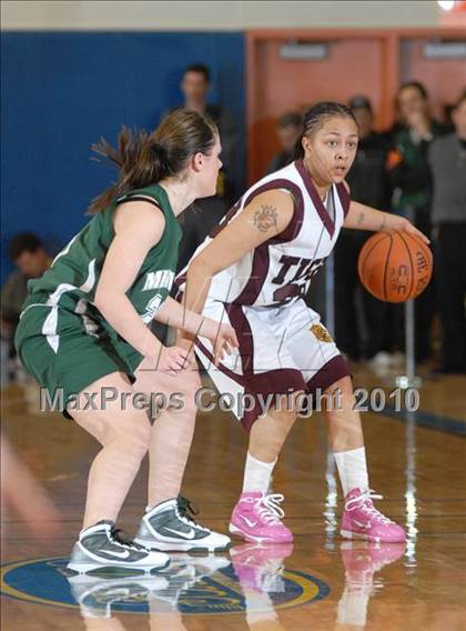 Thumbnail 3 in Kingston vs. Minisink Valley (Section 9 Class AA Final) photogallery.