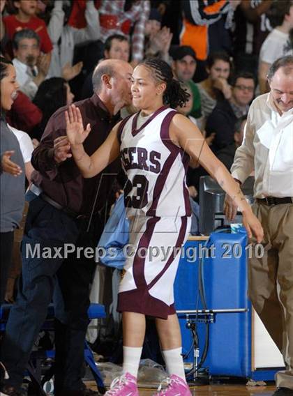 Thumbnail 2 in Kingston vs. Minisink Valley (Section 9 Class AA Final) photogallery.