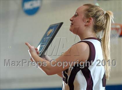 Thumbnail 3 in Kingston vs. Minisink Valley (Section 9 Class AA Final) photogallery.