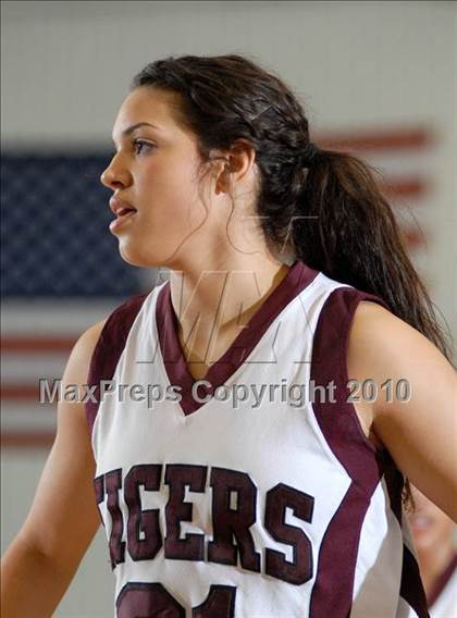 Thumbnail 2 in Kingston vs. Minisink Valley (Section 9 Class AA Final) photogallery.
