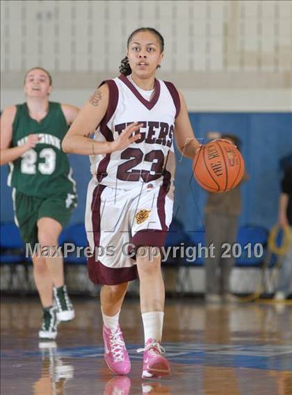 Thumbnail 2 in Kingston vs. Minisink Valley (Section 9 Class AA Final) photogallery.