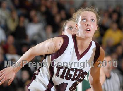 Thumbnail 2 in Kingston vs. Minisink Valley (Section 9 Class AA Final) photogallery.