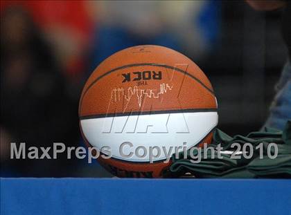 Thumbnail 3 in Kingston vs. Minisink Valley (Section 9 Class AA Final) photogallery.