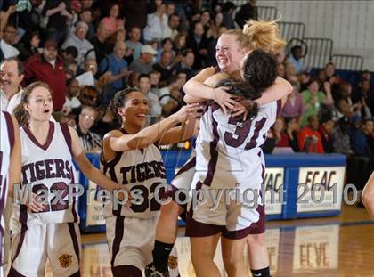 Thumbnail 1 in Kingston vs. Minisink Valley (Section 9 Class AA Final) photogallery.