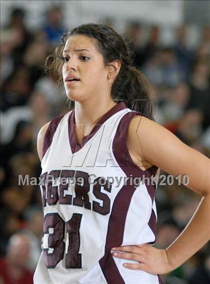 Thumbnail 1 in Kingston vs. Minisink Valley (Section 9 Class AA Final) photogallery.