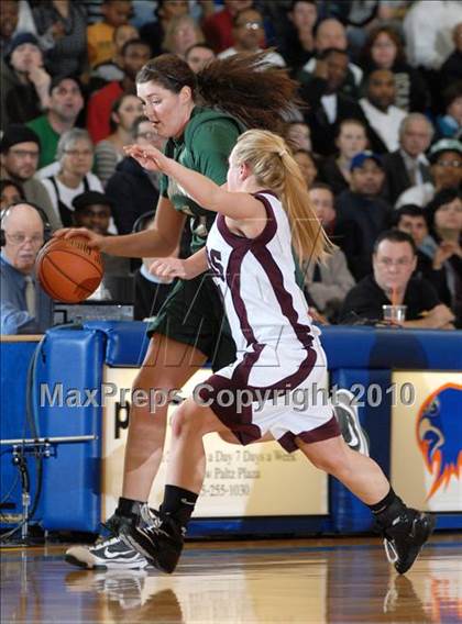 Thumbnail 3 in Kingston vs. Minisink Valley (Section 9 Class AA Final) photogallery.