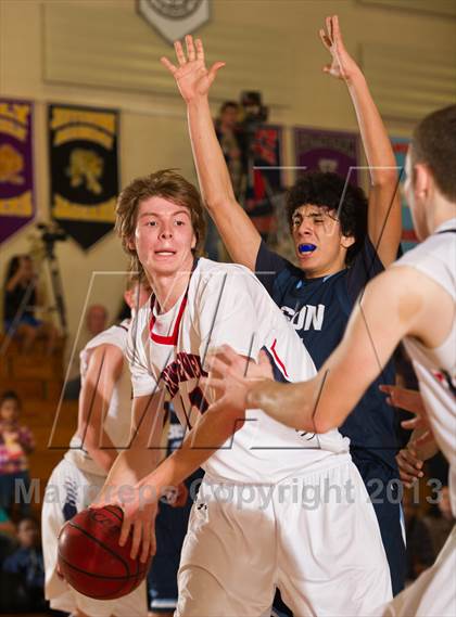 Thumbnail 3 in Vista PEAK Prep vs. Kent Denver photogallery.