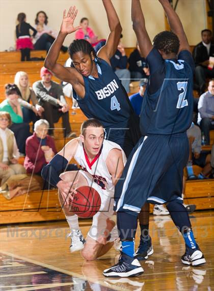 Thumbnail 1 in Vista PEAK Prep vs. Kent Denver photogallery.
