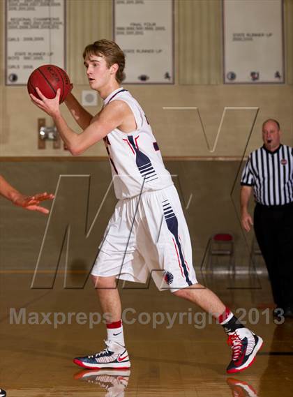 Thumbnail 3 in Vista PEAK Prep vs. Kent Denver photogallery.