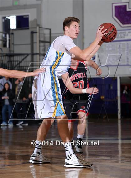 Thumbnail 1 in Foothill vs. Center (St. Hope Elite Classic) photogallery.