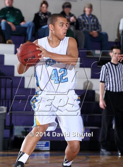 Thumbnail 3 in Foothill vs. Center (St. Hope Elite Classic) photogallery.