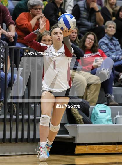 Thumbnail 3 in Lakeland vs Canyon Ridge (IHSAA 4A First Round)  photogallery.